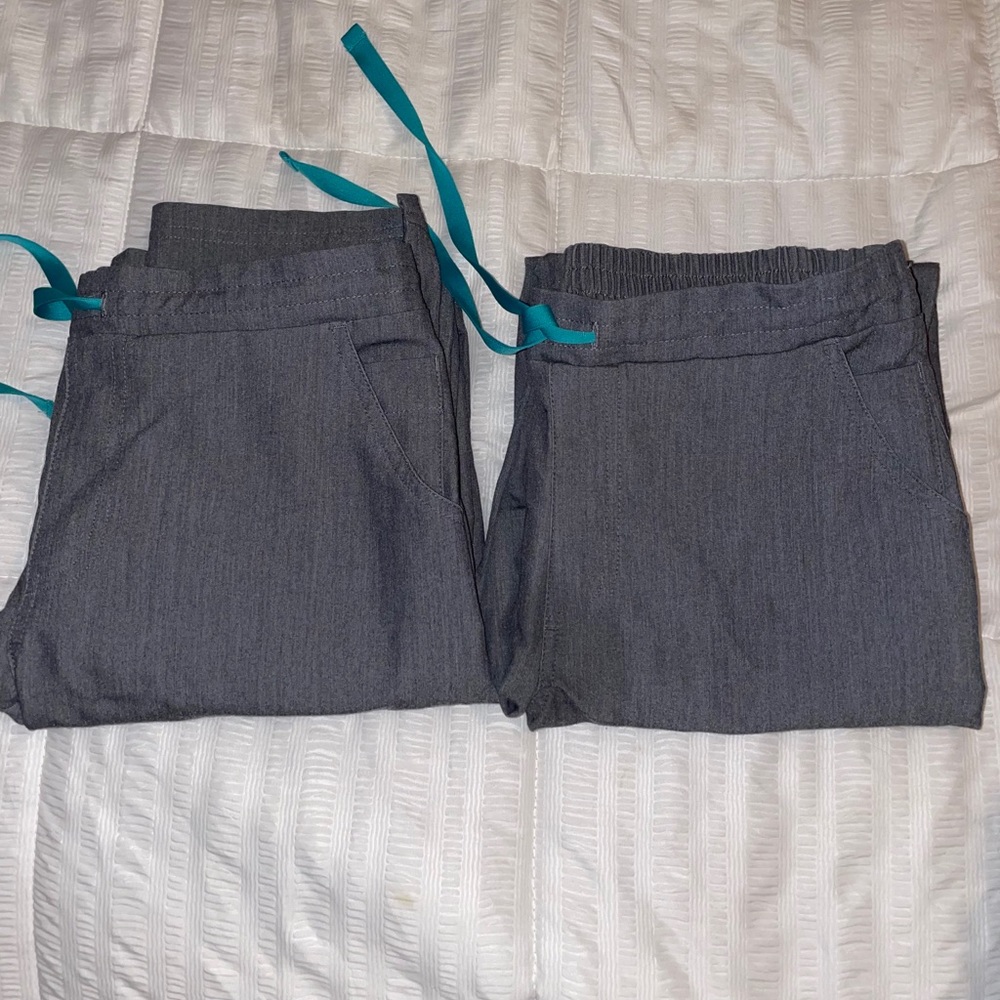 Figs Yola Skinny Scrub Pants (set of 2)